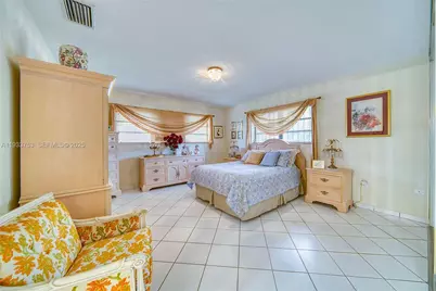 3585 SW 107th Ct, Miami, FL 33165 - Photo 22