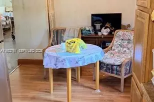 1100 NE 110th St, Miami, FL 33161 - Photo 2