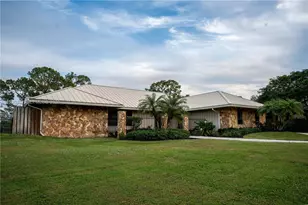 1872 SE Colony Way, Jupiter, FL 33478 - Photo 4