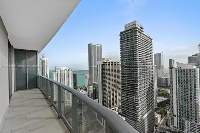 45 SW 9th St #4306, Miami, FL 33130 - Photo 62