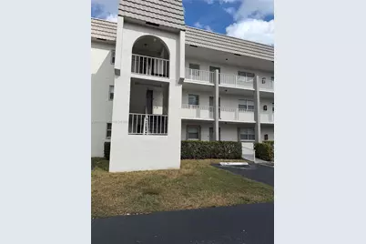 8350 Sunrise Lakes Blvd #202, Sunrise, FL 33322 - Photo 12