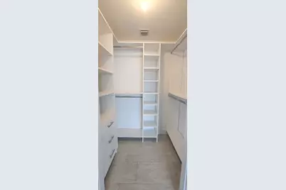 1300 Brickell Bay Dr #1106, Miami, FL 33131 - Photo 8