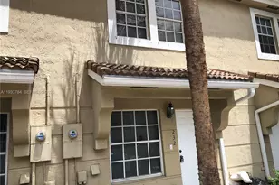 232 S W 122nd Terrace, Pembroke Pines, FL 33025 - Photo 4