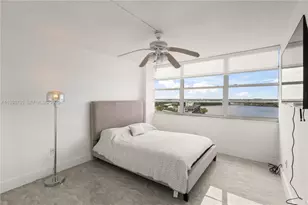 1301 NE Miami Gardens Dr, Miami, FL 33179 - Photo 16