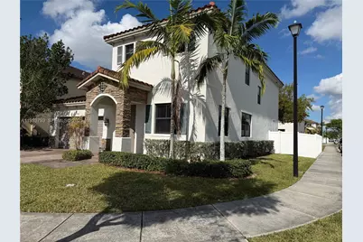 3501 W 92nd Pl, Hialeah, FL 33018 - Photo 2