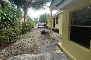 561 NW 113th St, Miami Shores, FL 33168 - Photo 32