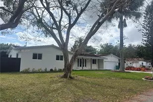 10540 SW 125th St, Miami, FL 33176 - Photo 1