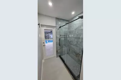 10540 SW 125th St, Miami, FL 33176 - Photo 18