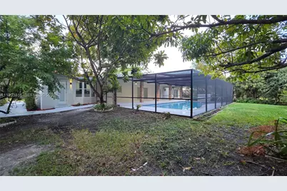 10540 SW 125th St, Miami, FL 33176 - Photo 22