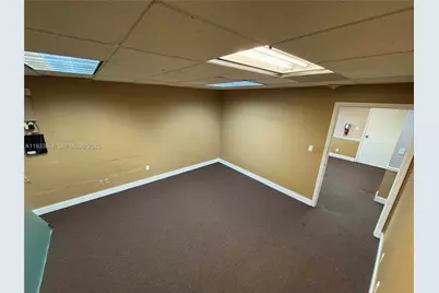 2727 E Oakland Park Blvd #103, Fort Lauderdale, FL 33306 - Photo 6