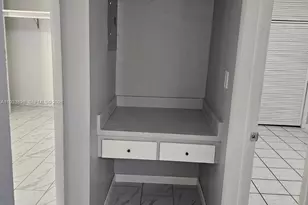 9360 SW 168th St, Palmetto Bay, FL 33157 - Photo 6