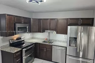 9362 SW 168th St, Palmetto Bay, FL 33157 - Photo 14