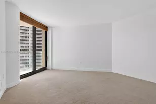 4000 Island Blvd, Aventura, FL 33160 - Photo 24