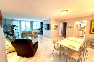 3180 S Ocean Dr, Hallandale Beach, FL 33009 - Photo 20