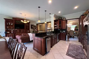 3809 Eagle Ct, Weston, FL 33331 - Photo 8