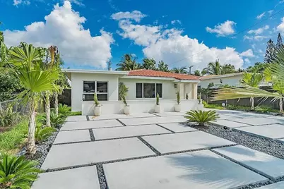 1731 NE 172nd St #0, North Miami Beach, FL 33162 - Photo 4