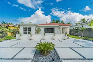 1731 NE 172nd St, North Miami Beach, FL 33162 - Photo 1
