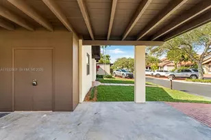 11256 SW 90th Ln, Miami, FL 33176 - Photo 26