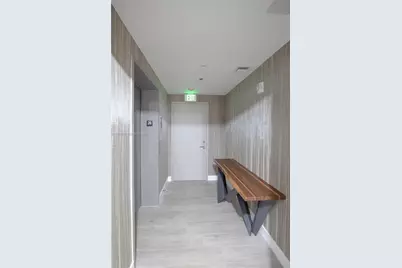 488 NE 18th St #2610, Miami, FL 33132 - Photo 4