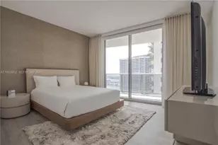 488 NE 18th St, Miami, FL 33132 - Photo 18