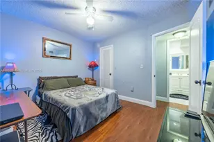 2811 N Pine Island Rd, Sunrise, FL 33322 - Photo 10