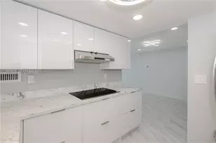 3180 S Ocean Dr, Hallandale Beach, FL 33009 - Photo 10