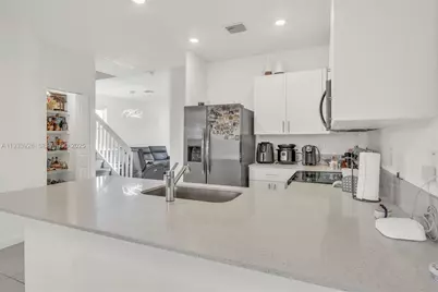 11851 NW 46th St, Coral Springs, FL 33076 - Photo 12