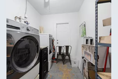 560 NE 161st St #0, Miami, FL 33162 - Photo 36