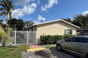 2845 NW 13th Ct, Fort Lauderdale, FL 33311 - Photo 2