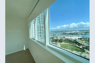 253 NE 2nd St #2409, Miami, FL 33132 - Photo 42