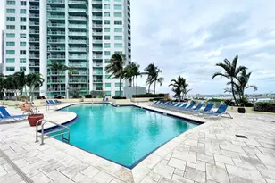 253 NE 2nd St, Miami, FL 33132 - Photo 50