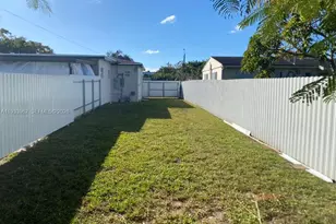 1265 NE 142nd St, North Miami, FL 33161 - Photo 24