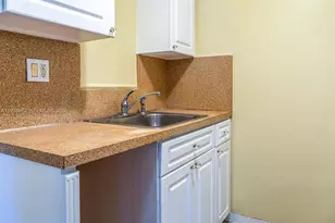 1265 NE 142nd St, North Miami, FL 33161 - Photo 20