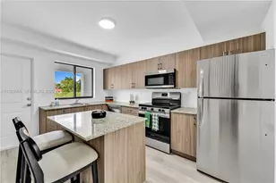 155 NW 160th St, North Miami Beach, FL 33169 - Photo 6