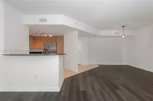 7900 Harbor Island Dr, North Bay Village, FL 33141 - Photo 12
