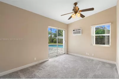 4310 SW 9th Ct, Plantation, FL 33317 - Photo 14