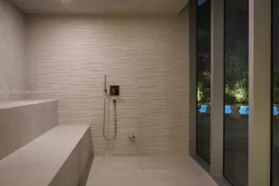 488 NE 18th St, Miami, FL 33132 - Photo 30