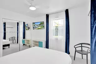 208 SE 4th St, Hallandale Beach, FL 33009 - Photo 12
