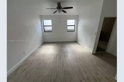 4575 Post Ave, Miami Beach, FL 33140 - Photo 34