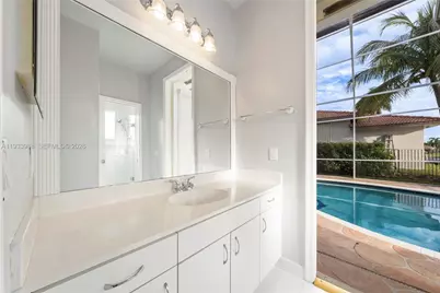 2893 Oakbrook Dr, Weston, FL 33332 - Photo 24