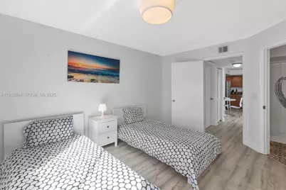 12980 Vista Isles Dr #317, Sunrise, FL 33325 - Photo 8