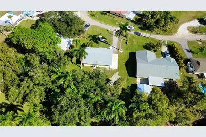 137 Dow Ln, Fort Myers, FL 33917 - Photo 50
