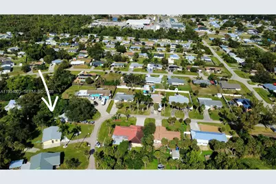 137 Dow Ln, Fort Myers, FL 33917 - Photo 44