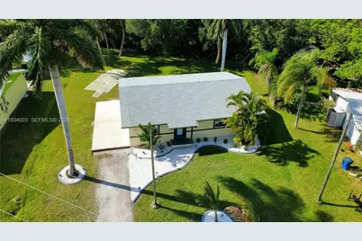 137 Dow Ln, Fort Myers, FL 33917 - Photo 38