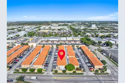 2425 W 76th St #102, Hialeah, FL 33016 - Photo 34