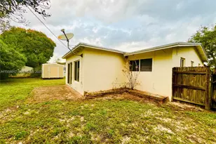 1761 NW 27th Terrace, Fort Lauderdale, FL 33311 - Photo 24