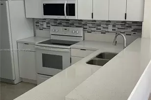 3390 NE 13th Cir Dr, Homestead, FL 33033 - Photo 4