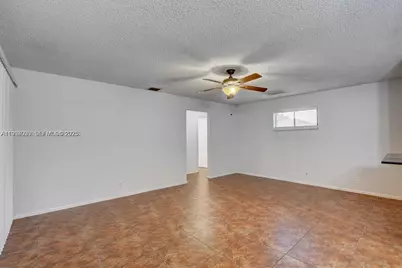 28 Crossings Cir #E, Boynton Beach, FL 33435 - Photo 4