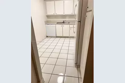 700 NW 214th St #219, Miami Gardens, FL 33169 - Photo 2