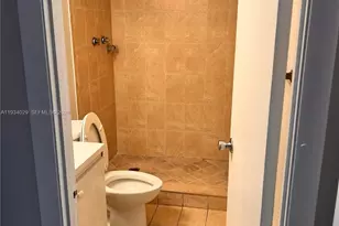 700 NW 214th St, Miami Gardens, FL 33169 - Photo 6